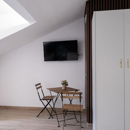 Coraline Deluxe Rooms กาสเตลลัมมาเร ดิ สตาเบีย ภายนอก รูปภาพ