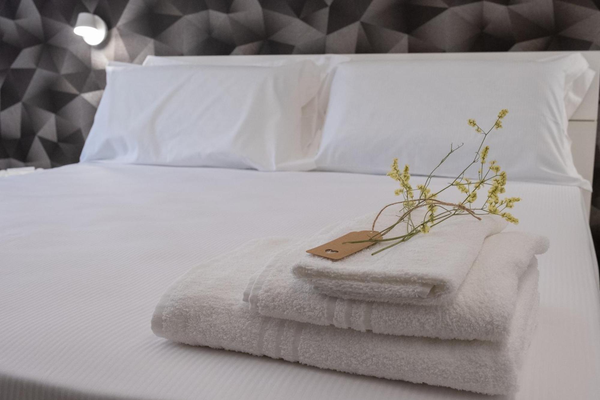 Coraline Deluxe Rooms กาสเตลลัมมาเร ดิ สตาเบีย ภายนอก รูปภาพ