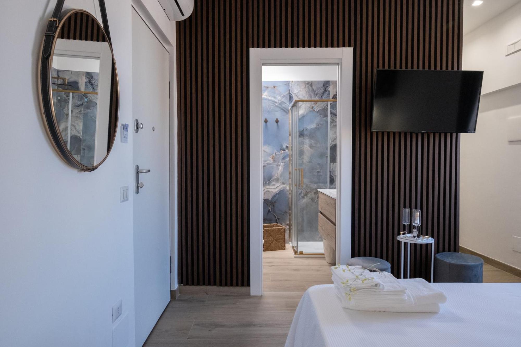 Coraline Deluxe Rooms กาสเตลลัมมาเร ดิ สตาเบีย ภายนอก รูปภาพ