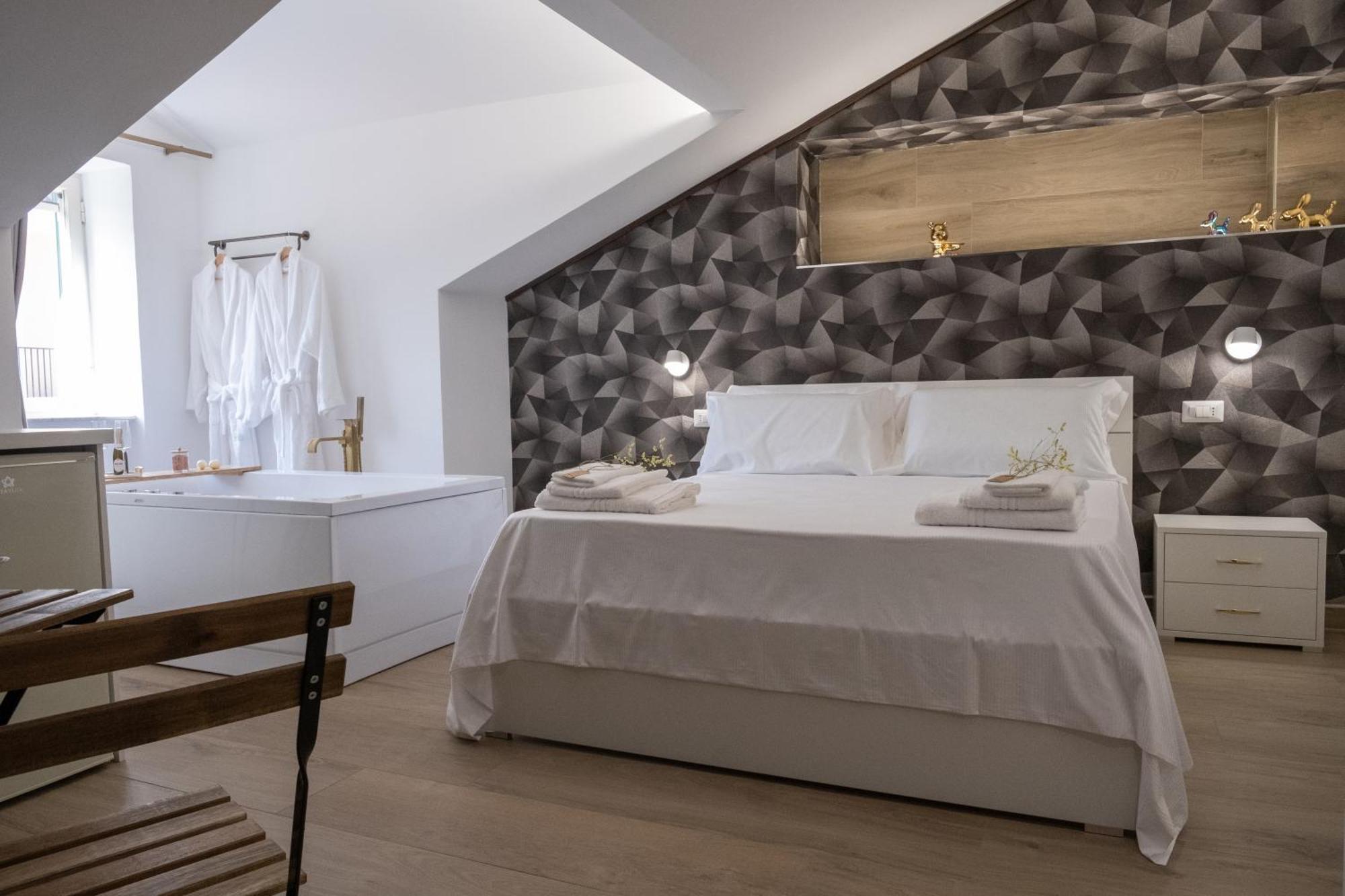 Coraline Deluxe Rooms กาสเตลลัมมาเร ดิ สตาเบีย ภายนอก รูปภาพ