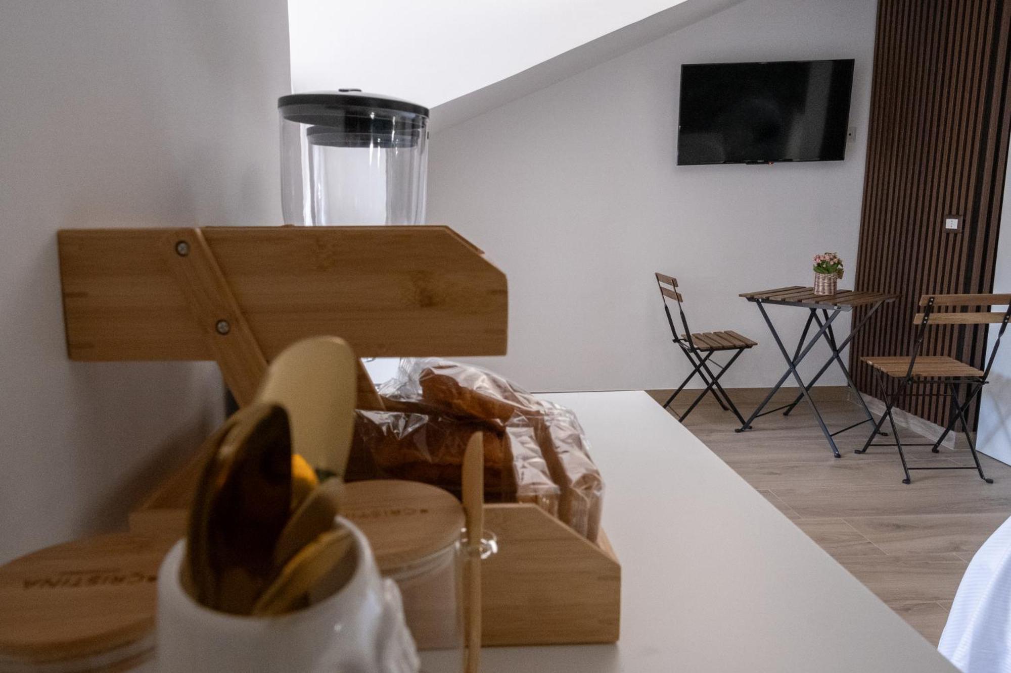 Coraline Deluxe Rooms กาสเตลลัมมาเร ดิ สตาเบีย ภายนอก รูปภาพ