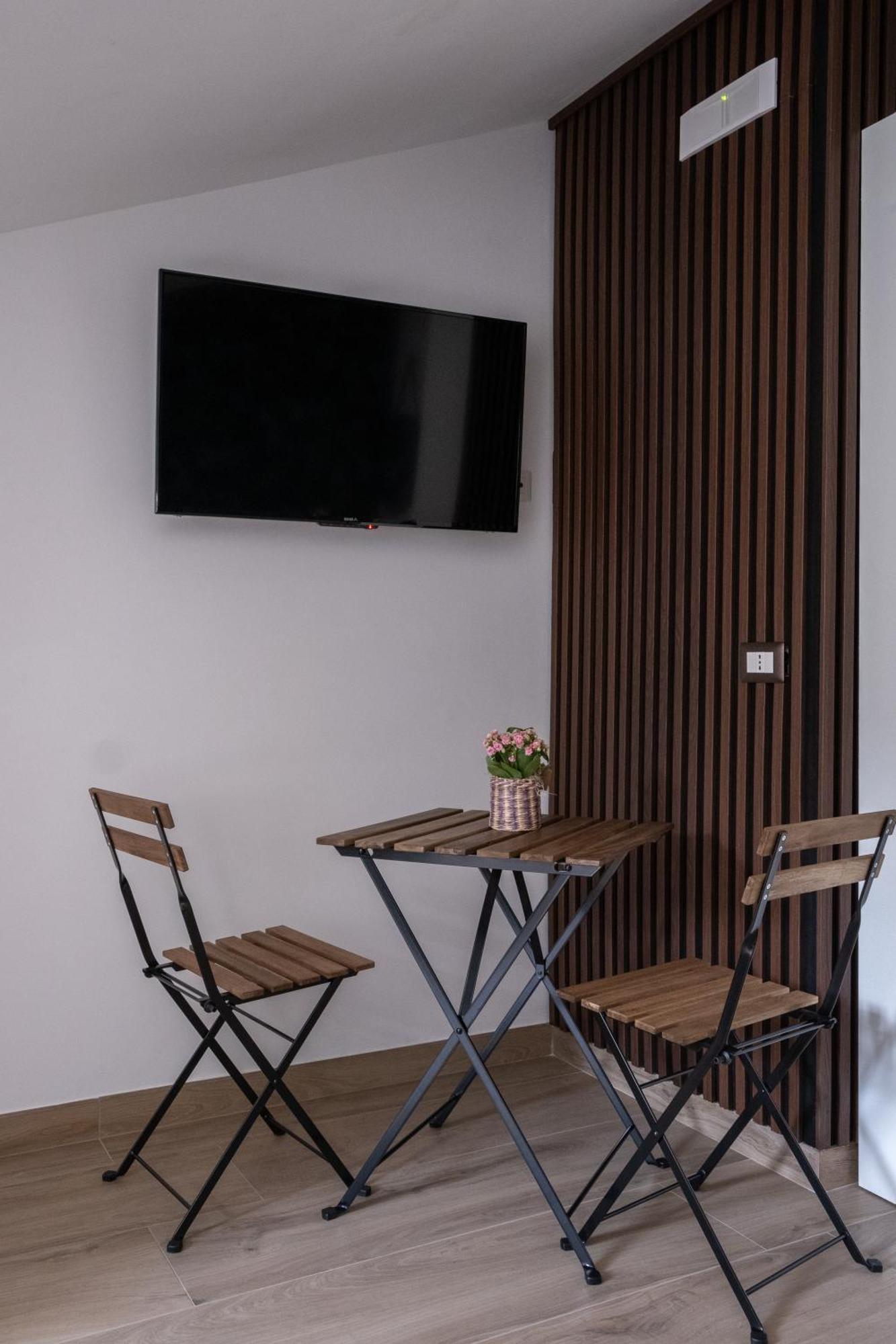 Coraline Deluxe Rooms กาสเตลลัมมาเร ดิ สตาเบีย ภายนอก รูปภาพ