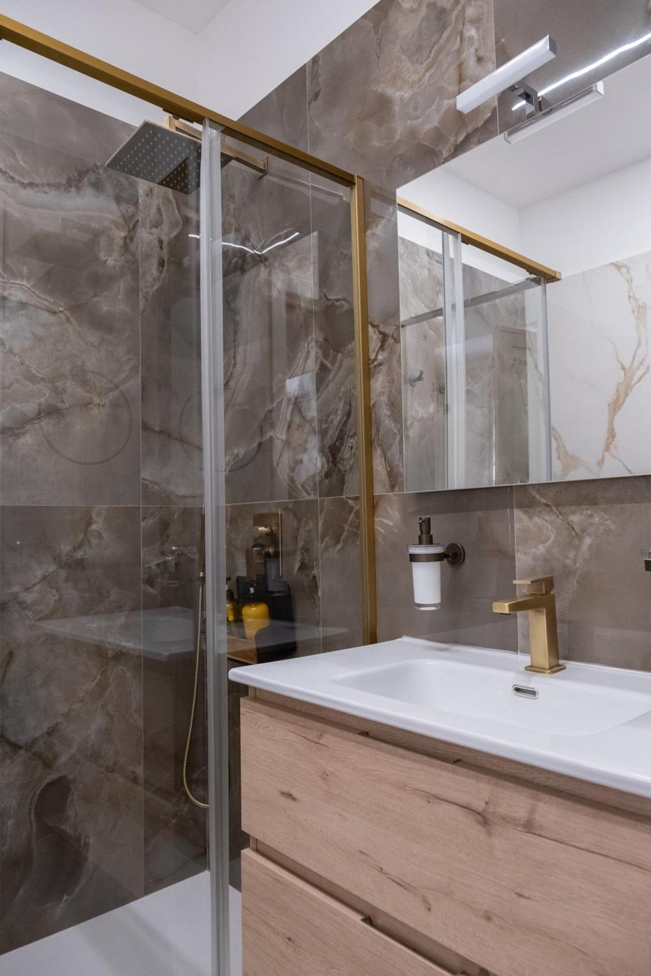 Coraline Deluxe Rooms กาสเตลลัมมาเร ดิ สตาเบีย ภายนอก รูปภาพ